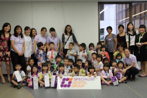 little skool house children visit dentist